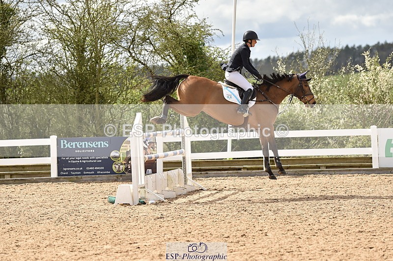 240403A-150348-00870 - Cls 5 Foxhunter and 1.20m Open