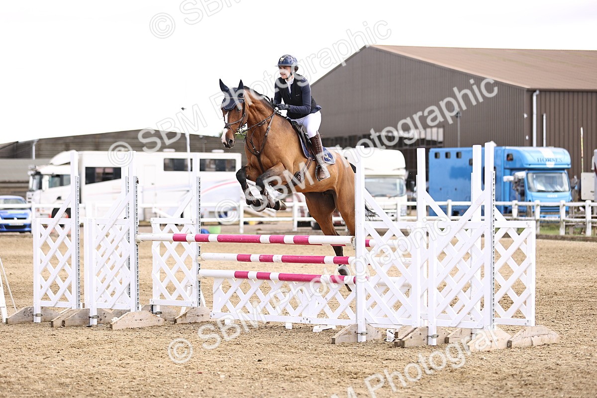 SBM_001253 - Class 6 - Senior Newcomers - 1.10m
