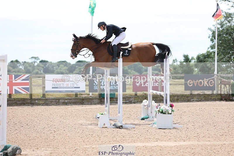 250719-141856-16059 - Cls 3, 3 Star Small Tour Break til End