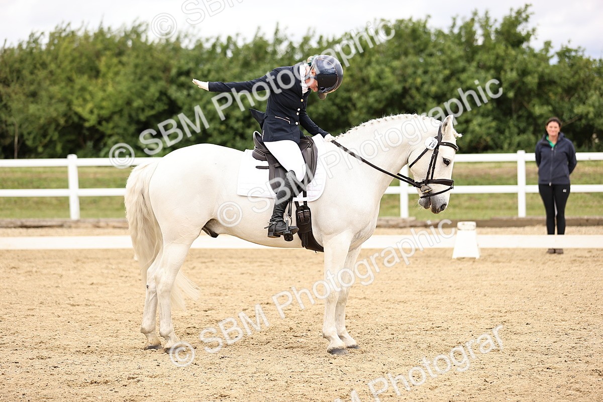 SBM_002883 - Class 2 - Novice 4 - 12.00-13.10