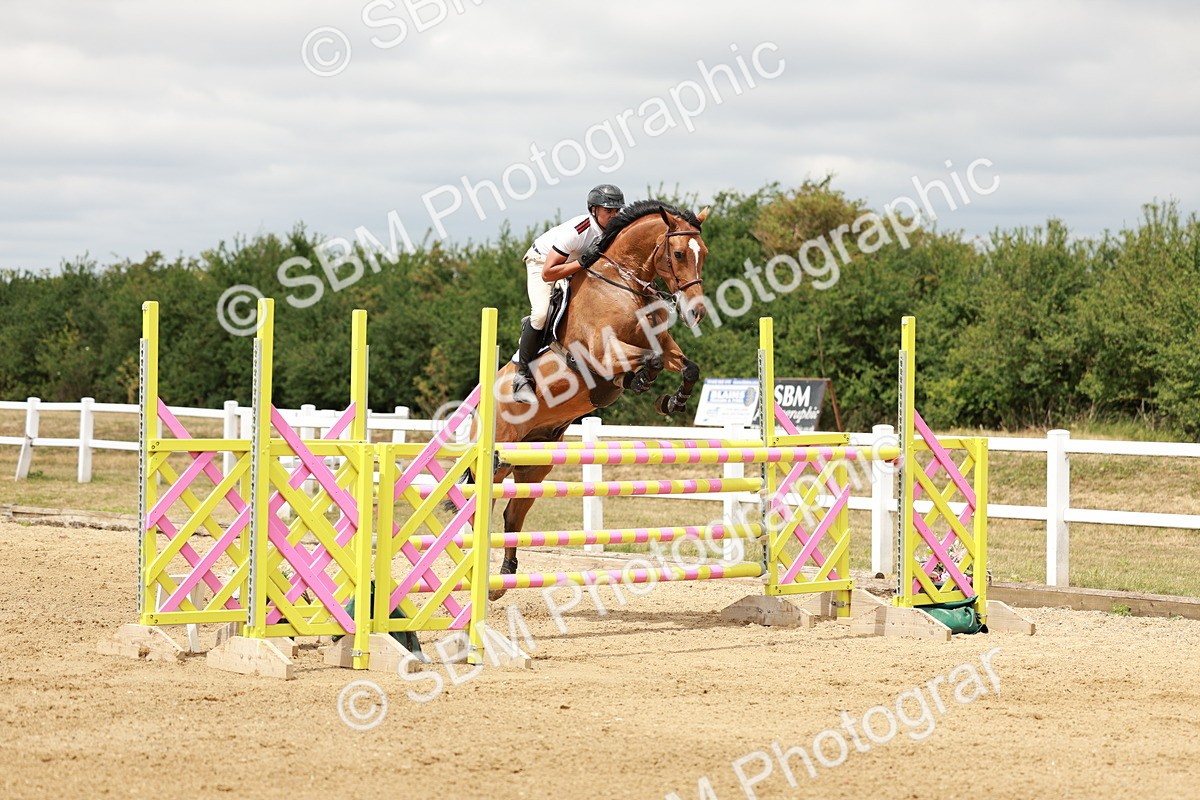 SBM_018382 - Class 21 - Senior Newcomers Championship 2d Rd