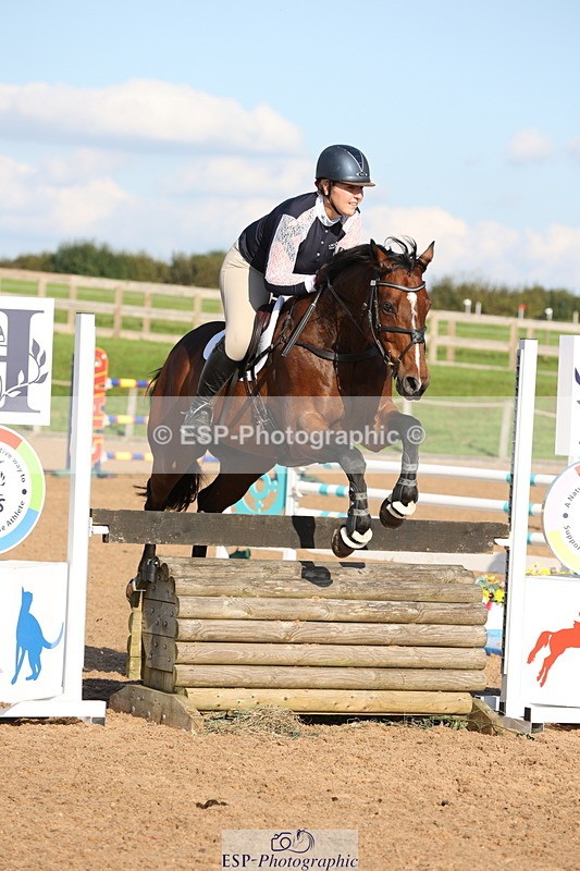 230915A-163313-03212 - Cls 6 Snr 1.05m Derby