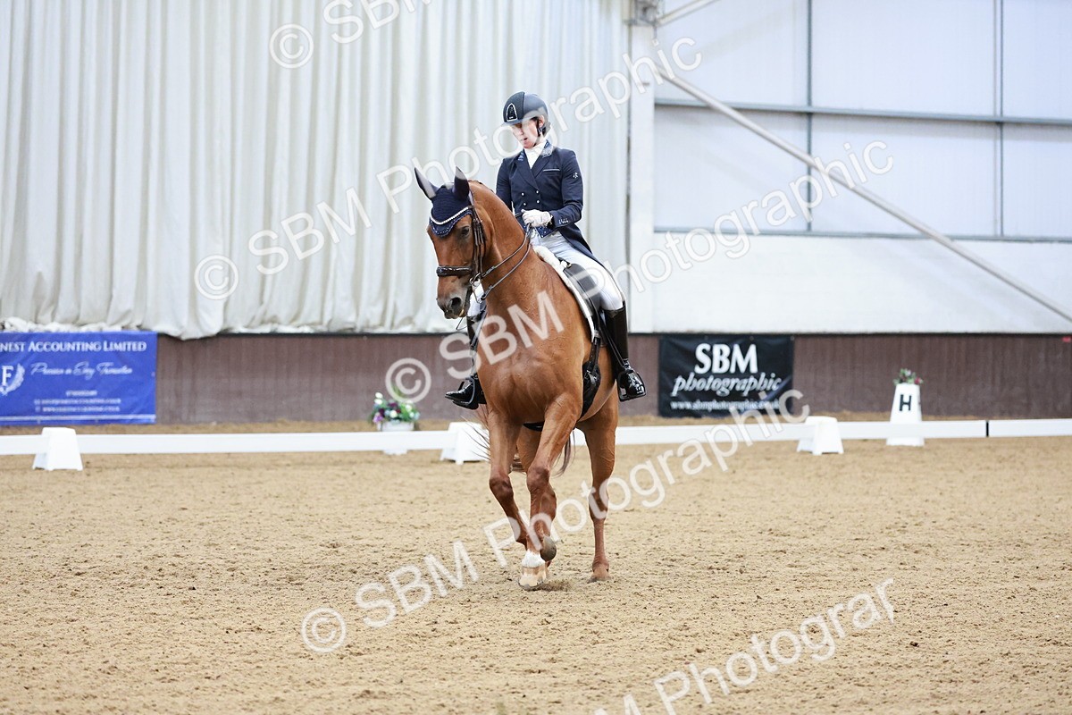 SBM_016368 - Class 5 - FEI INT II - 17.24-18.20