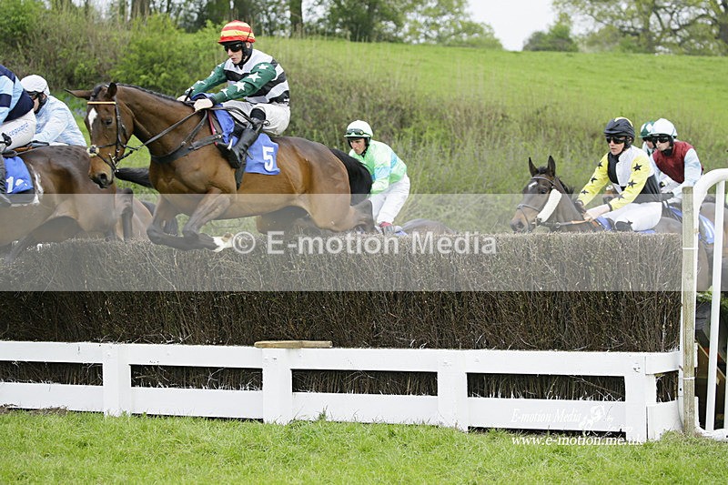 PtP 230422 526 - Berkeley Races - Woodford Glos 23/04/22