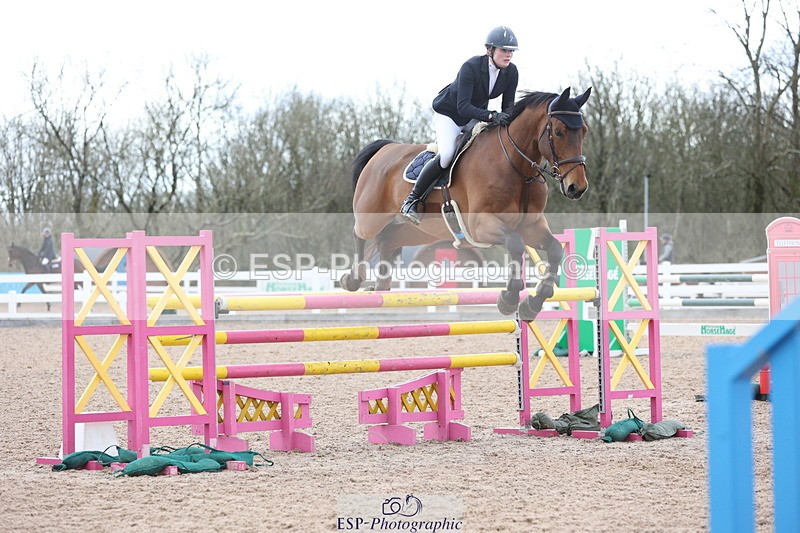 240223A-132516-01512 - Cls 5 Newcomers and 1.10m Open