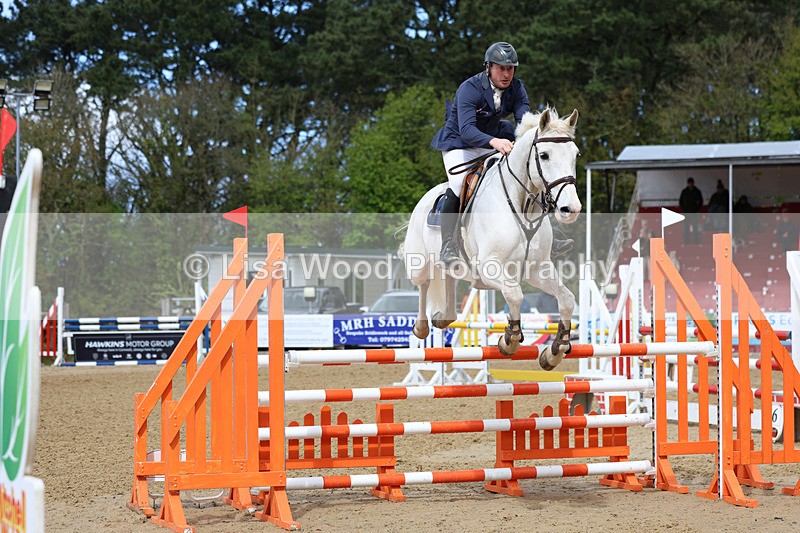 3E7A1830 - Class 7: Senior Newcomers/1.10m open