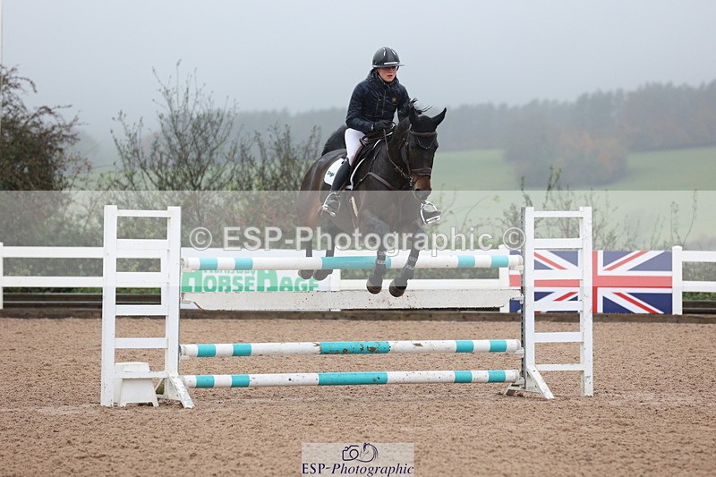 231112A-131628-04369 - Cls 20 Newcomers & 1.10m Open