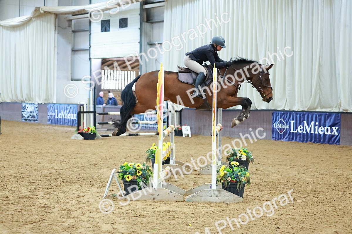 SBM_006613 - Class 17 - Senior Discovery - 1.00m