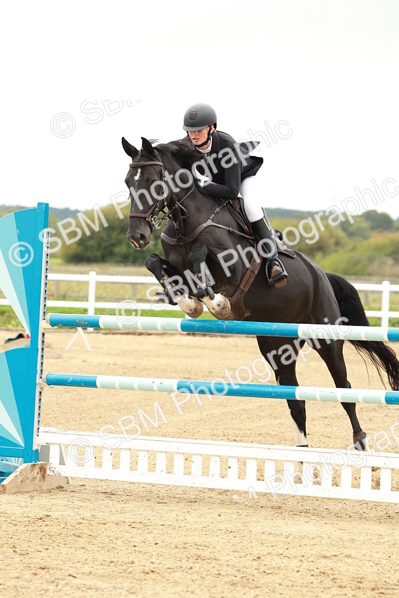1I0A7970 - Class 5 - Senior Foxhunter 1.20m