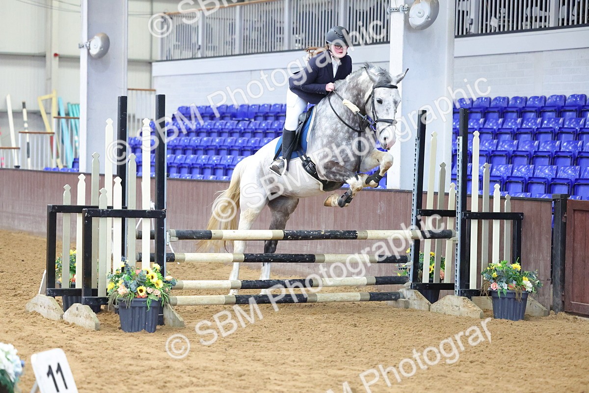SBM_009583 - Class 20 - Senior British Novice/ 90cm Open - First Round (0.90m)