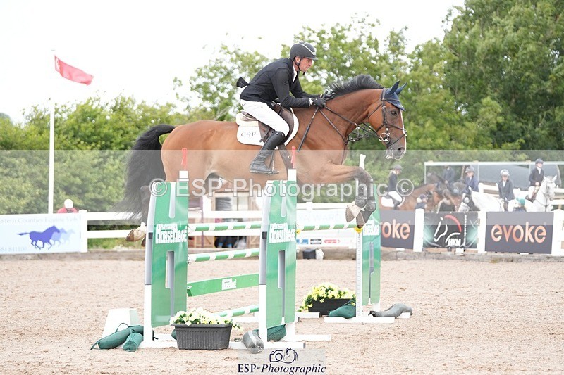 250720-092122-18123 - Cls16, 1 Star Silver Tour Accumulator