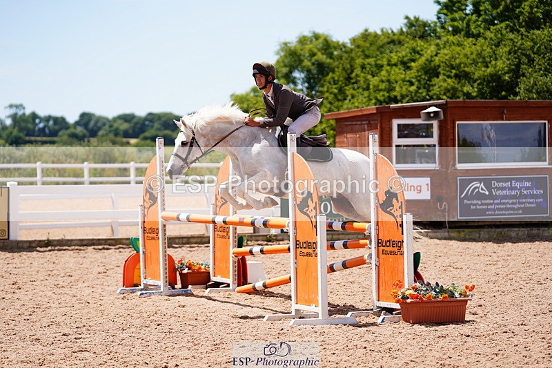 240629A-123134-05367 - Cls 18 Newcomers and 1m Open