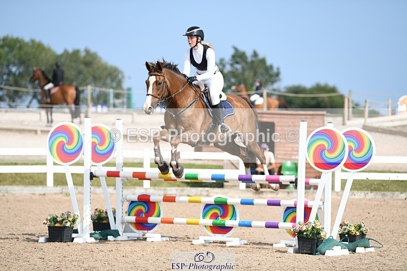 250725-163038-03935 - Cls 10 1.05m Amateur Quali