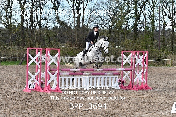 BPP_3694 - CLASS 3 FRI Senior British Novice/ 90cm Open
