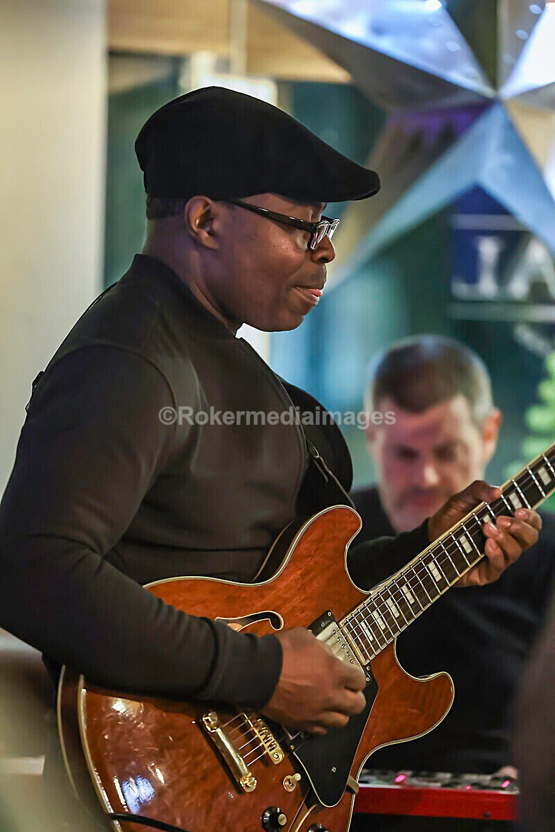 Derek Nash Dec 2025-85 - Derek Nash and Jonny Henderson Trio