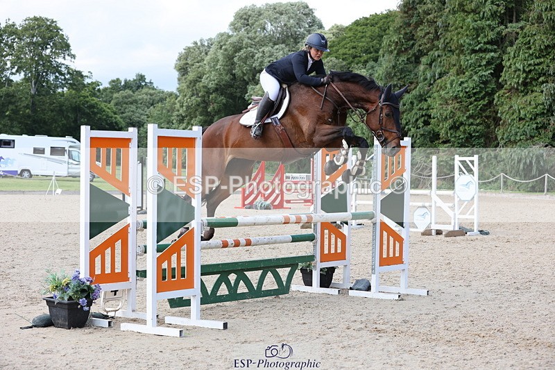 250614A-160221-08192 - Cls 30 1.05m Amateur Q and Open