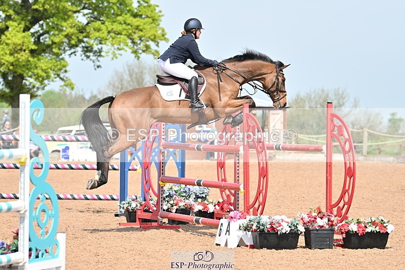 240512A-105532-17421 - Cls 48 National 1.30m Open