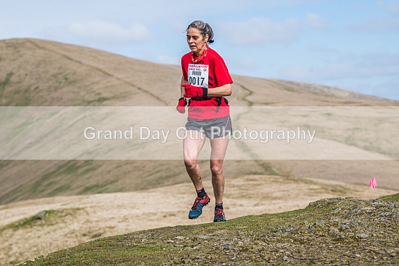 Arant haw-325 - Kendal Winter League Arant Haw Fell Races Sunday 2nd April 2023