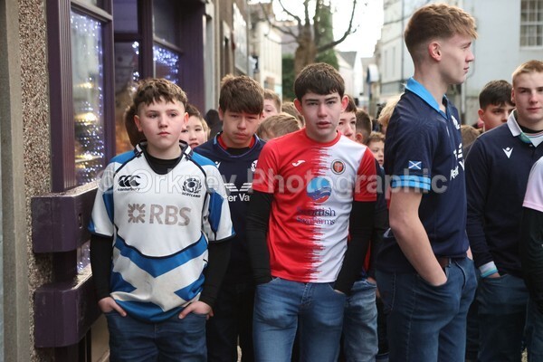 AA076319 - New Years Boys Ba'