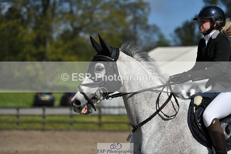 230512-102646-00523 - Cls 10 Snr 85cm Schooling