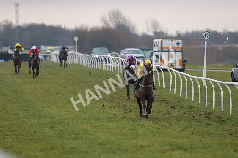 100225-Race 4-Onesoc-5795 - Race 4