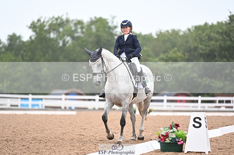 240815A-110823-00230 - 229-Jane.Phillips-Fair.duchess