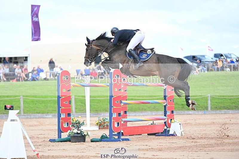 230721A-153636-07336 - Cls 10, 2 Star Big 1.45m Start to break