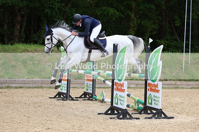 3E7A9400 - Class 8: Senior Newcomers/1.10m open