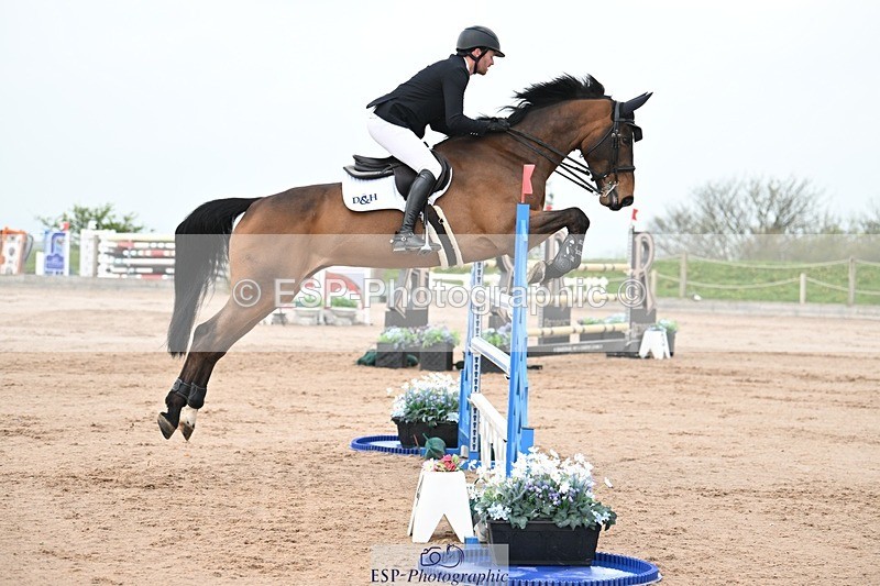 250425-094528-07969 - Cls 2 - 2 Star Small Tour