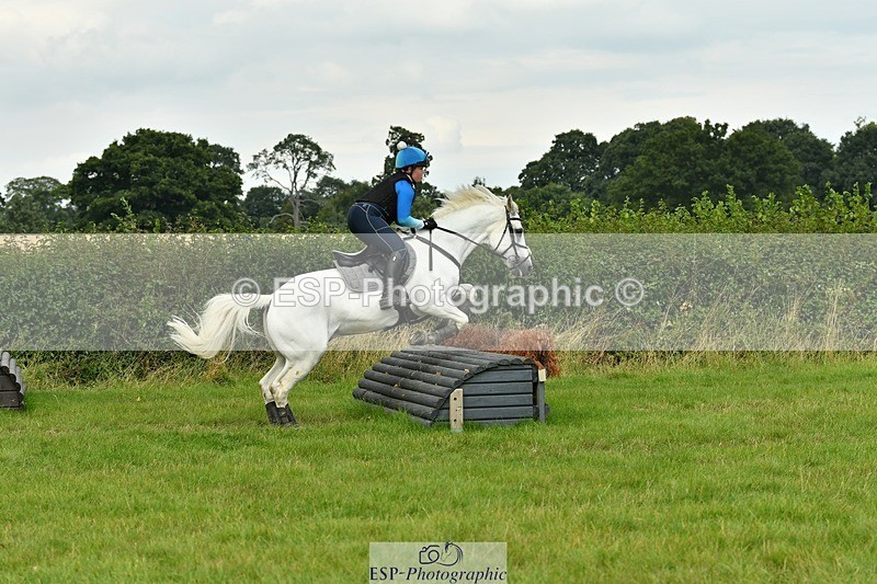 230817-142000-01238 - Theo's 2nd Group - XC