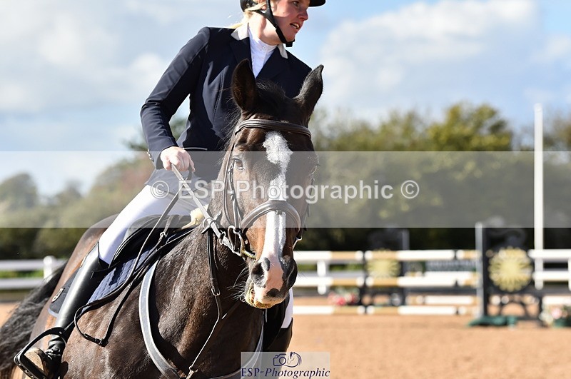 231014A-143950-05326 - Cls 15 1.05m Amateur Q 2nd R