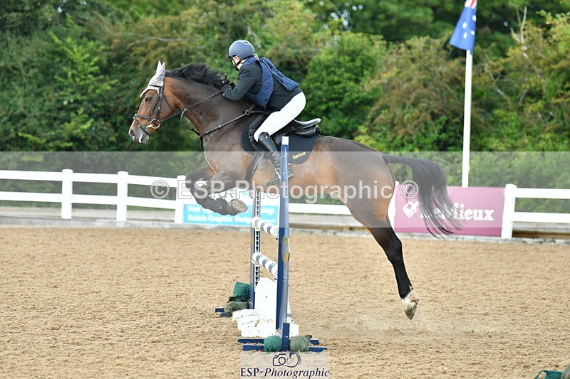 230813A-111850-11713 - Cls 40 A&B Senior Discovery & 1m Open