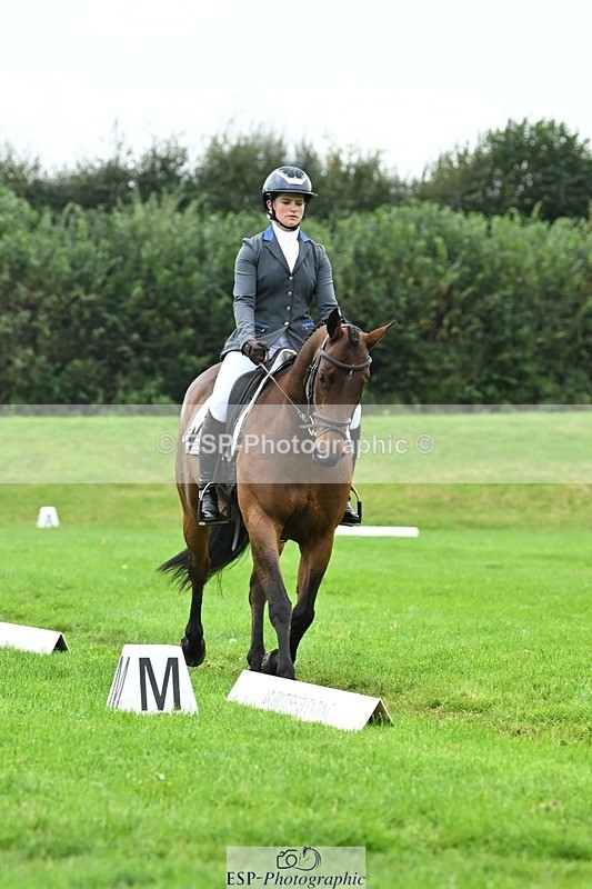 241024-140325-04392 - 412-Holly.Horton-MILTONHILL.MALENKI