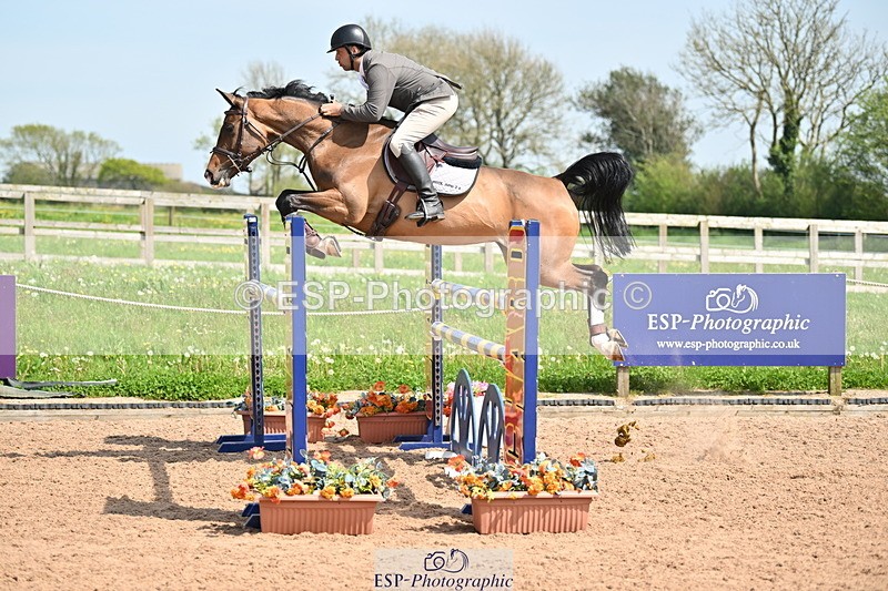 240510A-144948-08147 - Cls 23 Talent Seeker Inc 7yr old 14.10 to Finish