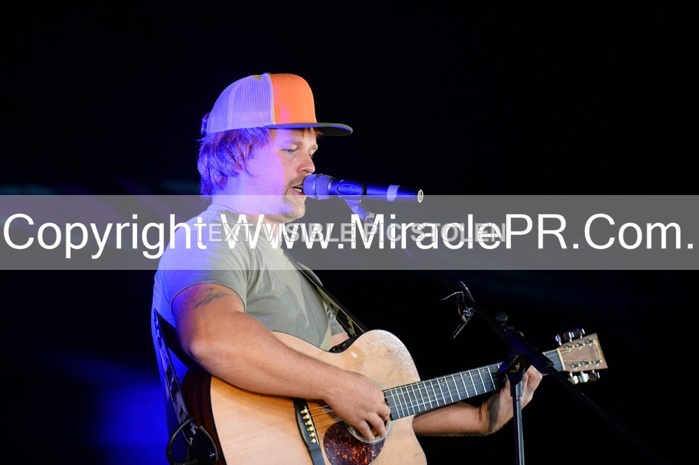MSF_5462 - Sing it like Sheeran.