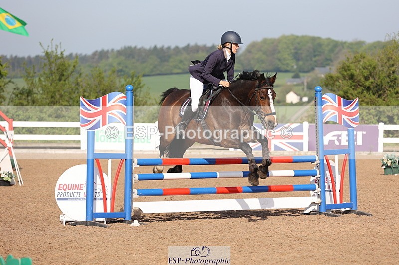 240510A-085033-04433 - Cls 13 British Novice and 90cm Open