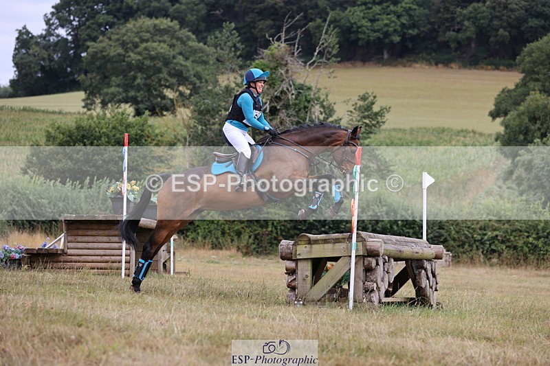 250802A-110539-01652 - B-061-Vicky.Stacey-HIGHDALE.AUTUMN.SUNRISE