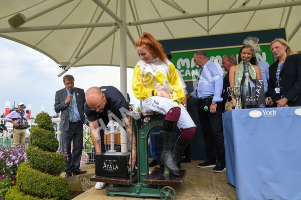 170623-Race 1-Kihavah-0161 - Race 1 2.00pm Queen Mother's Cup Handicap