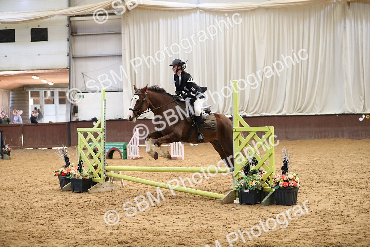 SBM_001812 - Class 3 - Horse & Hound