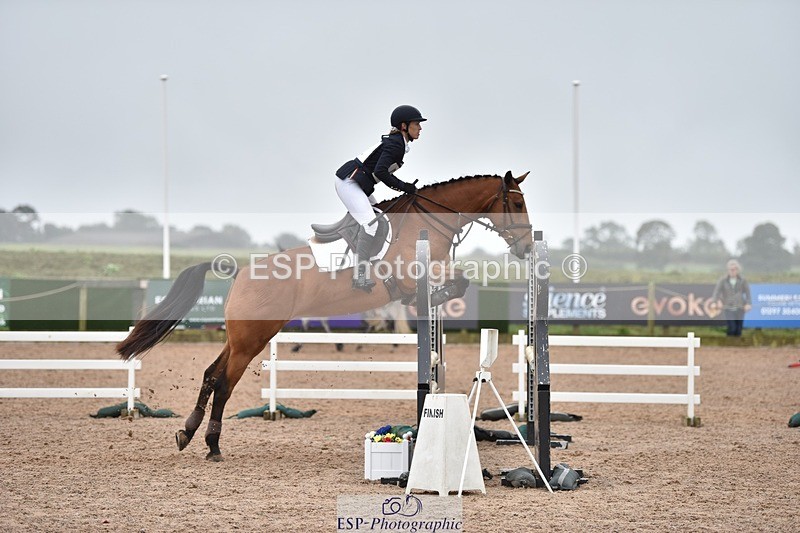 250830-101712-00090 - B-052-Rebecca.Brunt