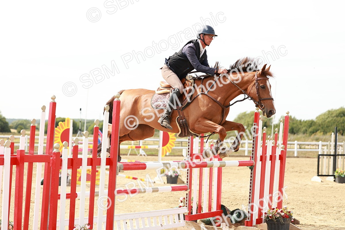 SBM_008236 - Class 4 - Senior Foxhunter - 1.20m Open