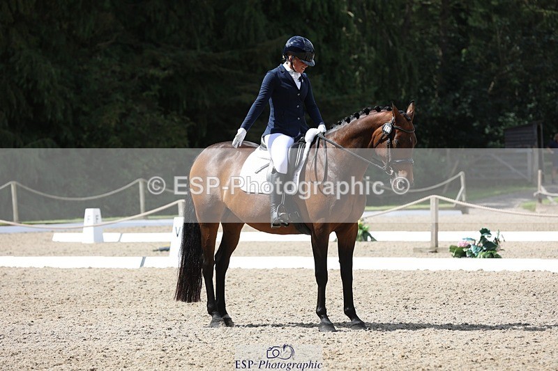 230812-114038-03825 - Cls 5 Novice Bronze 11.15 to 12.50 break