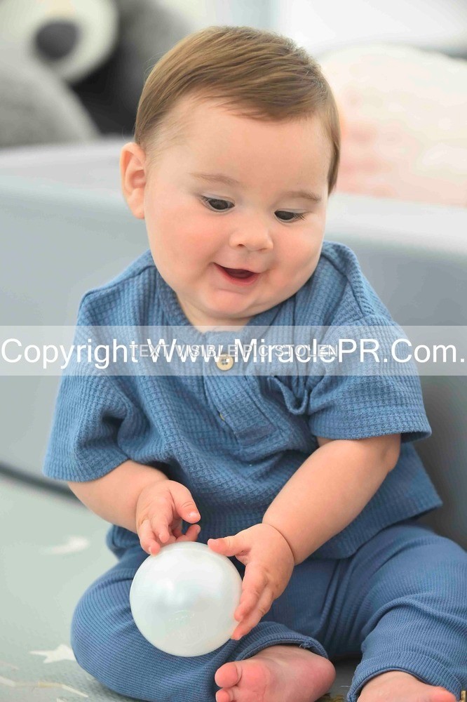 SH4_2048 - Bonny baby competition.