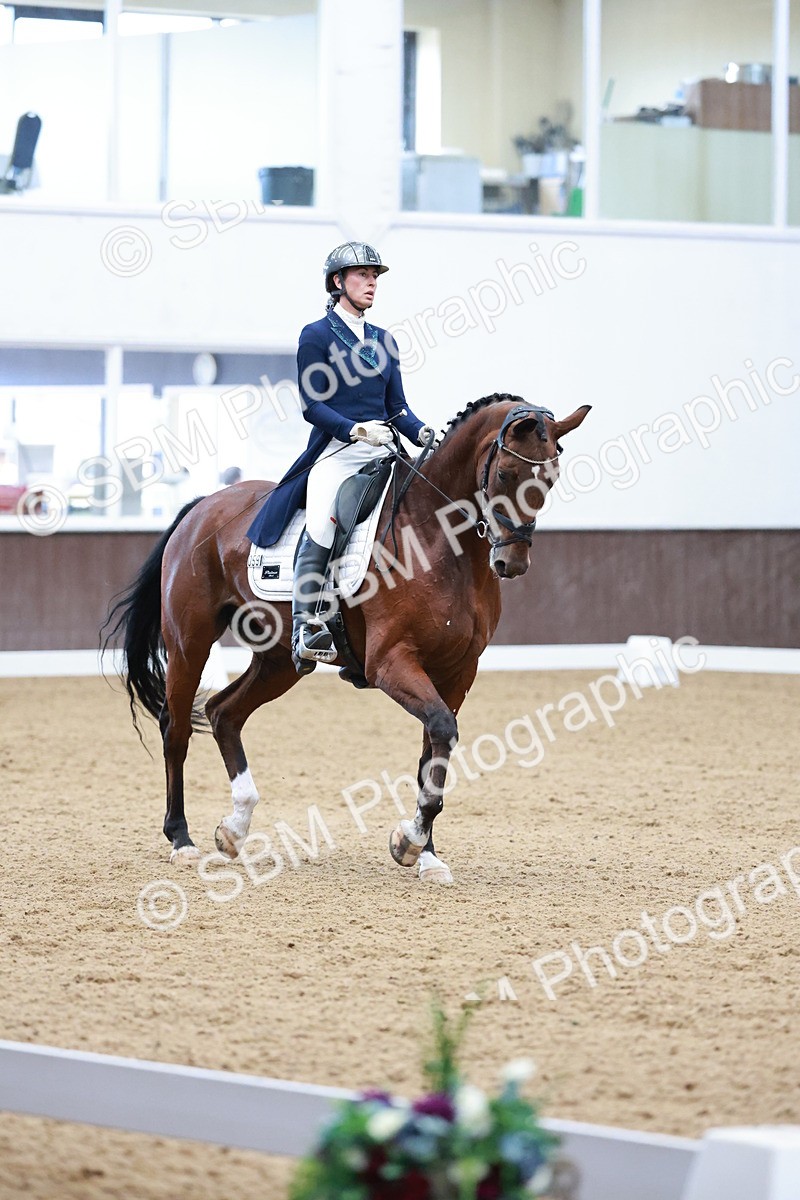 SBM_016415 - Class 5 - FEI INT II - 17.24-18.20