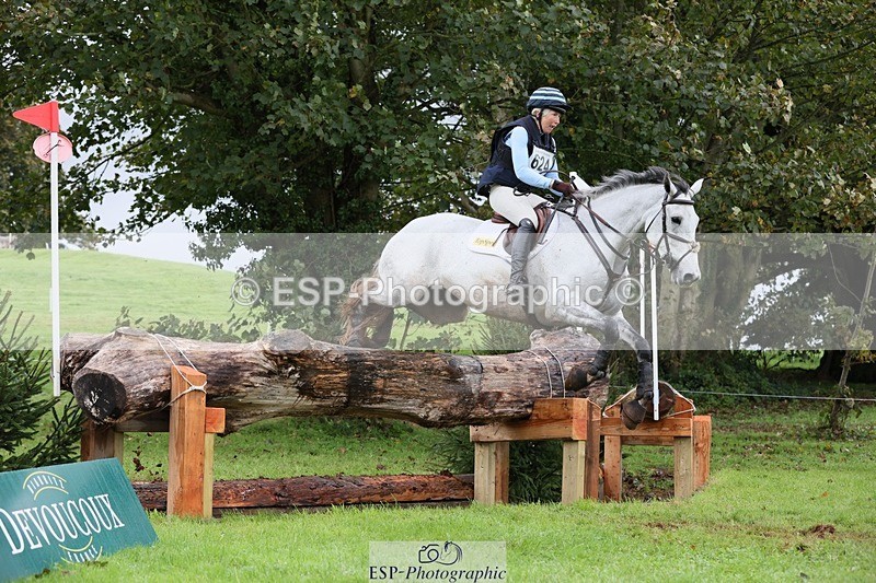 231021-115447-15807 - 624-CORRIEVIEW.OSCAR-Jane.Rogers-SC+XC