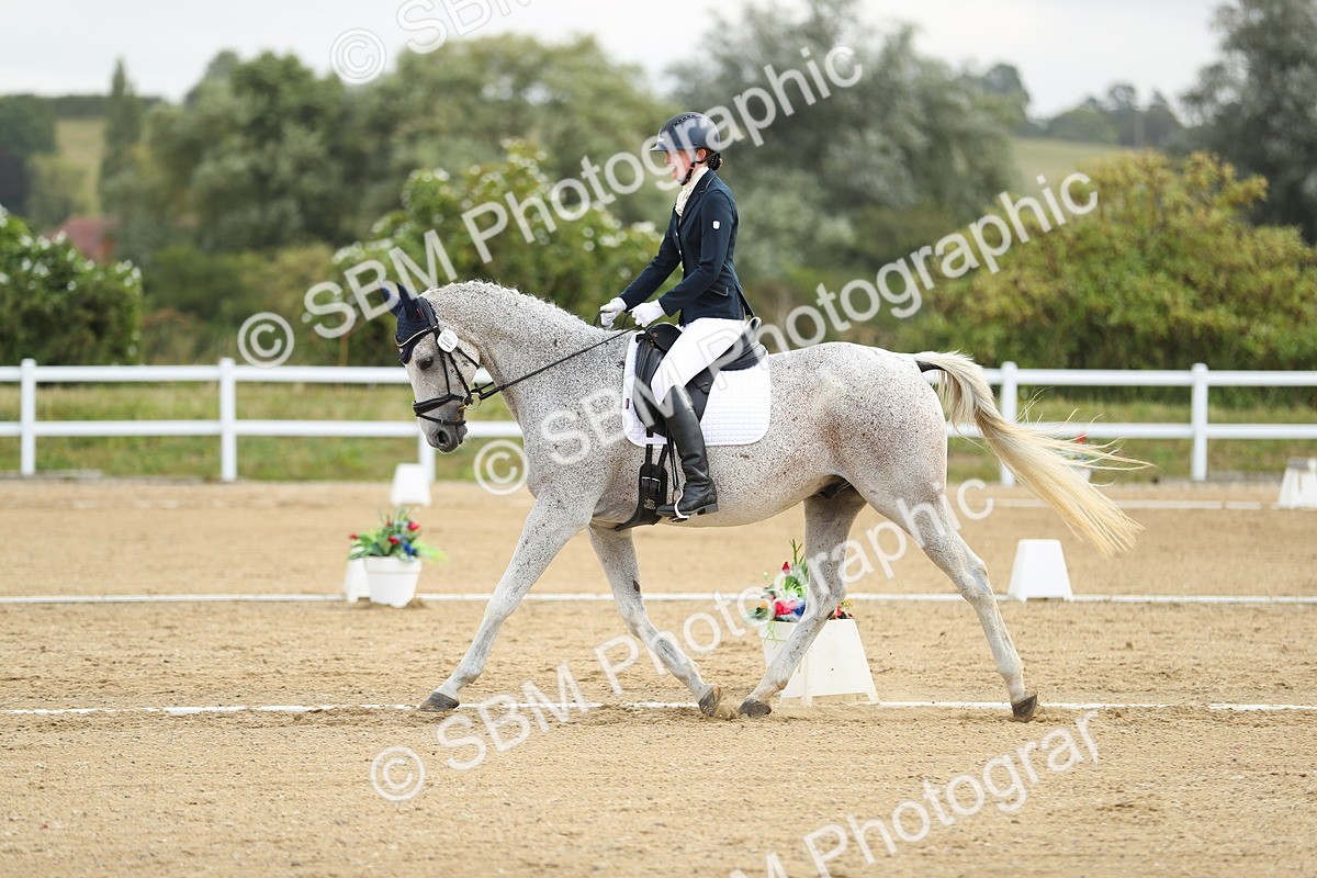 SBM_015076 - Class 13 - Novice 23 - 8,30-9.33