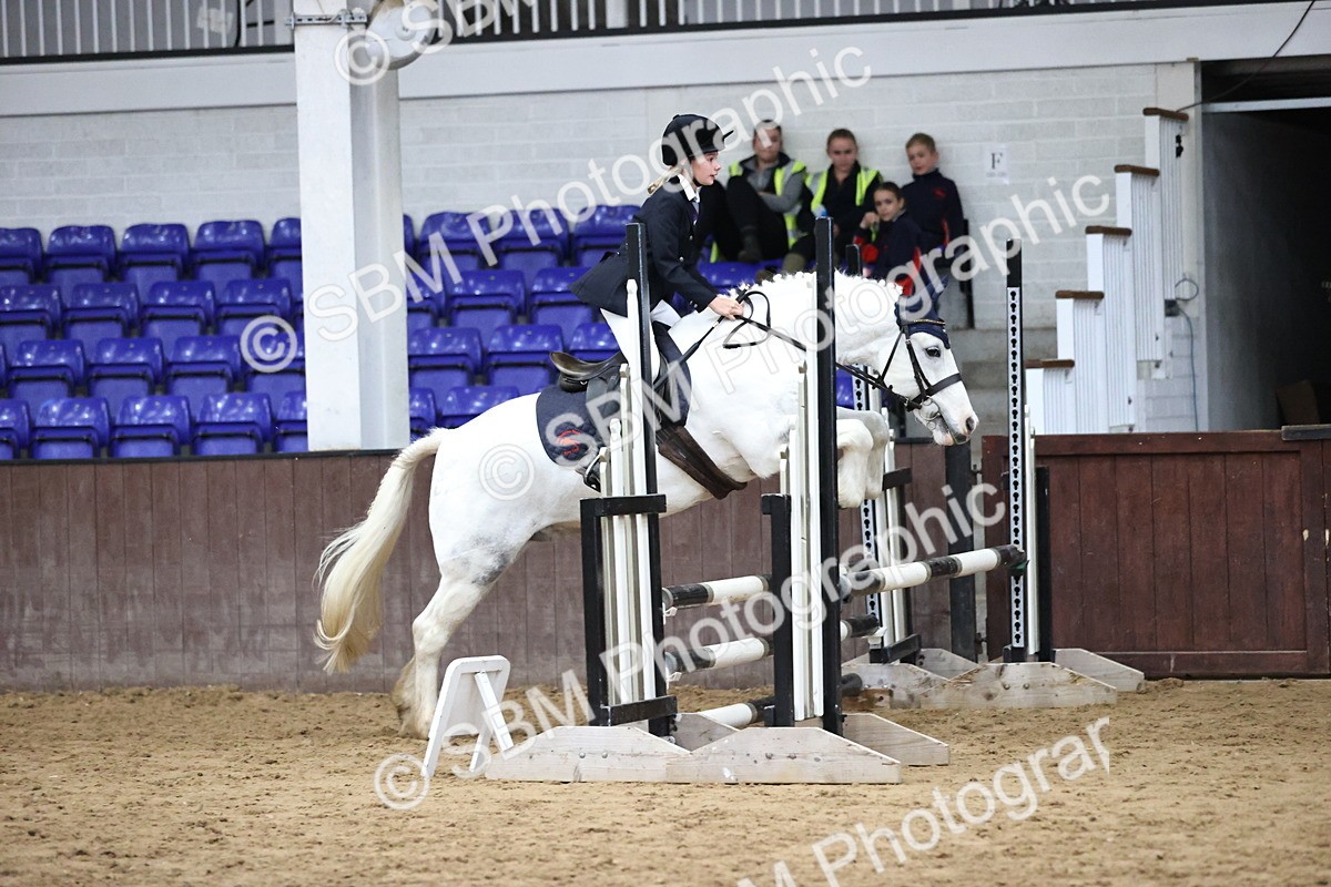 SBM_001403 - Class 5 - Henlow Veterinary Hospital 70cm