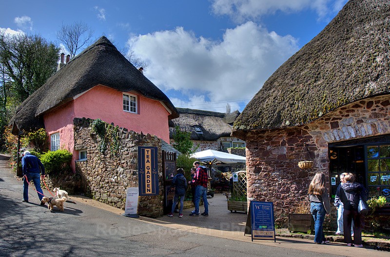 Weavers Cottage in Cockington Village - Cockington