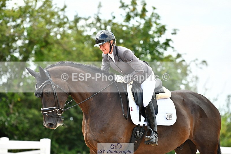 230702A-145435-10804 - Cls 32 Medium 73