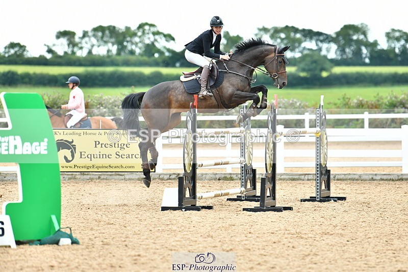 230721A-141733-06834 - Cls 22, 1 Star Gold 1.30m